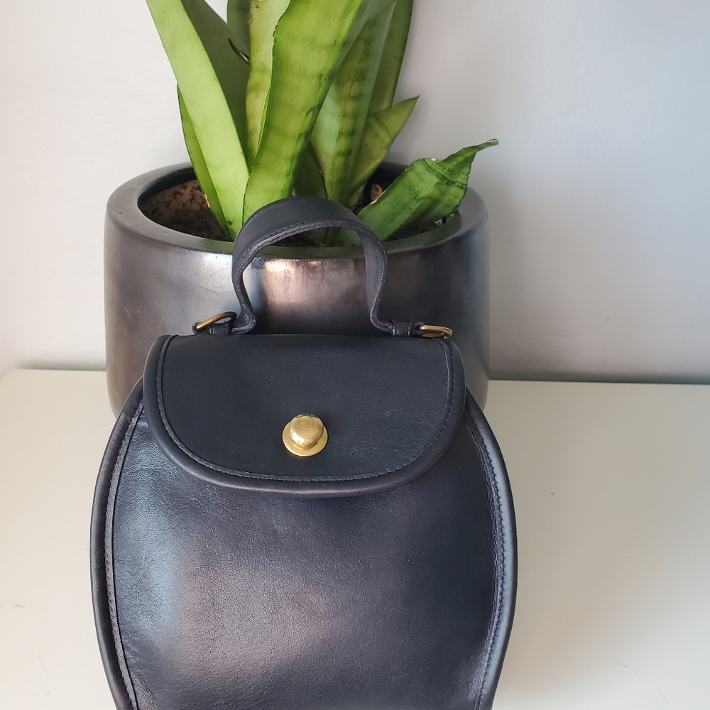 Navy Coach Debry Bag